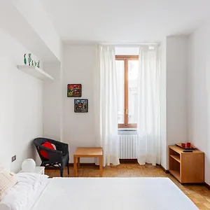 Apartamento Comfy In Corso, Milán